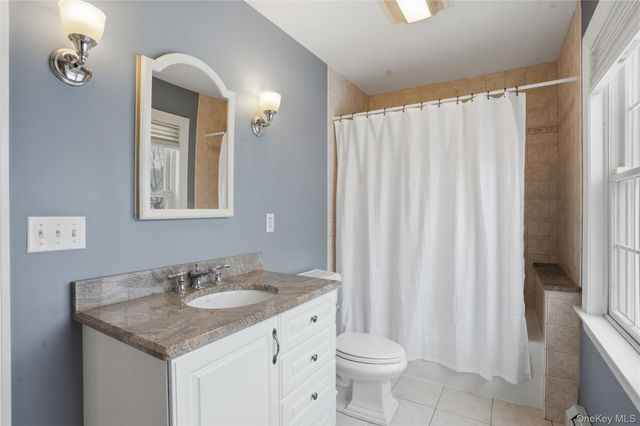 30 Somerset Lane, Warwick, NY 10990