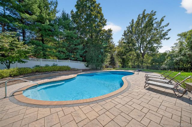 30 Somerset Lane, Warwick, NY 10990