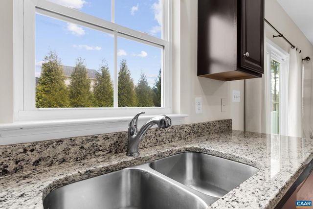 196 APPALACHIAN LN, Zion Crossroads, VA 22942