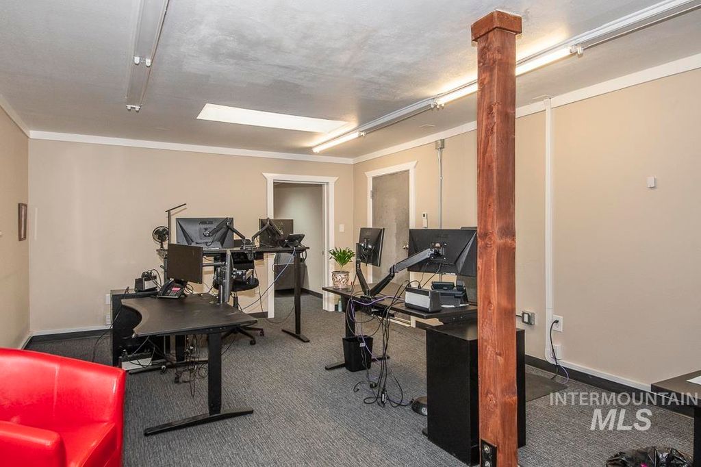 105 N 5th Ave, Caldwell, ID 83605 photo 16