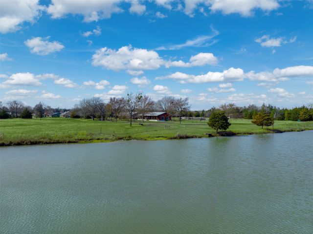 1900 County Road 33900, Powderly, TX 75473