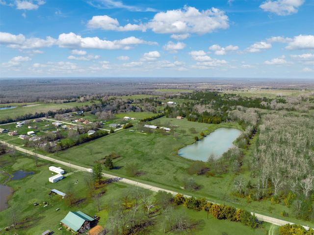 1900 County Road 33900, Powderly, TX 75473