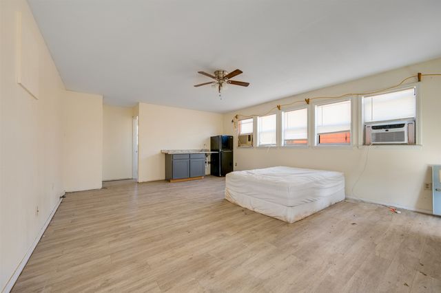 1900 County Road 33900, Powderly, TX 75473