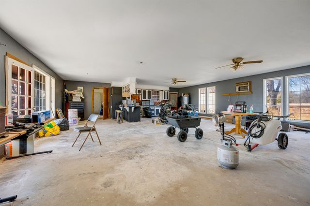 1900 County Road 33900, Powderly, TX 75473