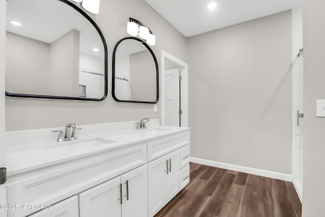 734 VINE DRIVE, Holts Summit, MO 65043