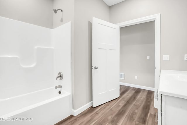 734 VINE DRIVE, Holts Summit, MO 65043