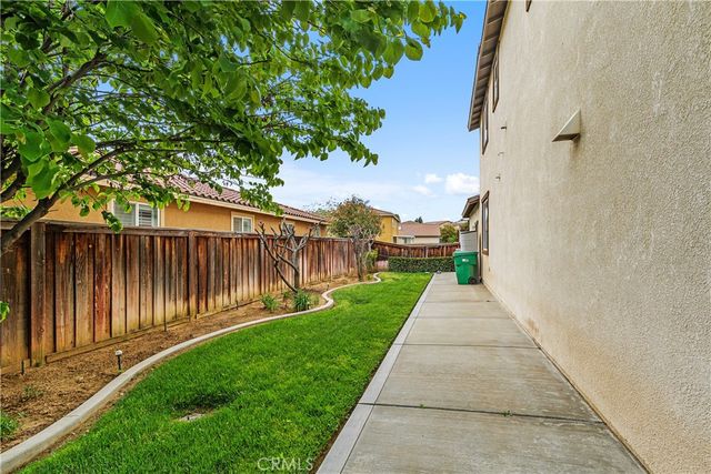 1248 Burgundy Rose Way, Beaumont, CA 92223