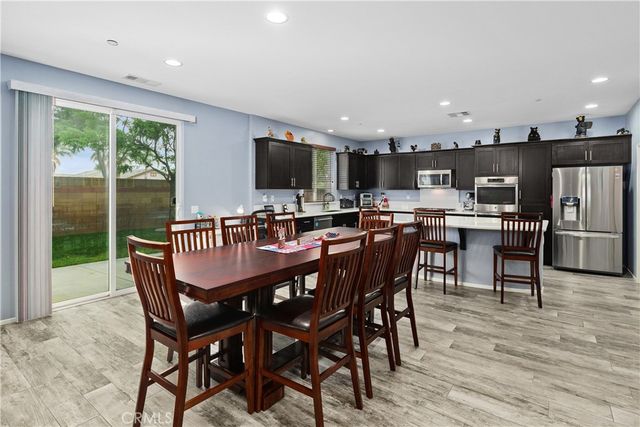 1248 Burgundy Rose Way, Beaumont, CA 92223