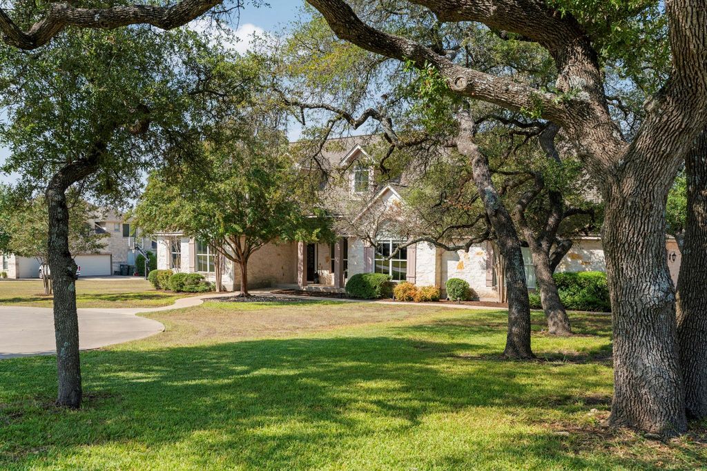 547 Broken Lance DR, Dripping Springs, TX 78620