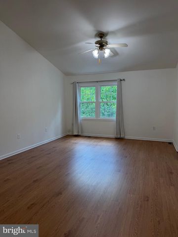 10113 GALSWORTHY PL, Bethesda, MD 20817