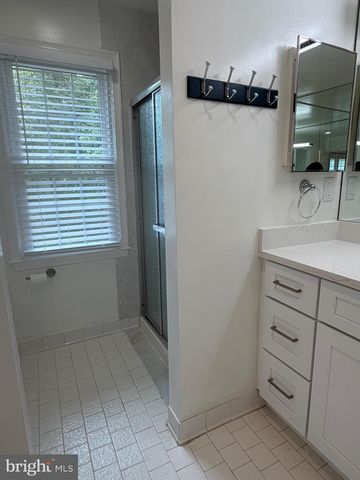 10113 GALSWORTHY PL, Bethesda, MD 20817