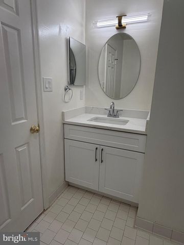 10113 GALSWORTHY PL, Bethesda, MD 20817
