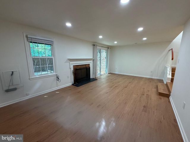 10113 GALSWORTHY PL, Bethesda, MD 20817