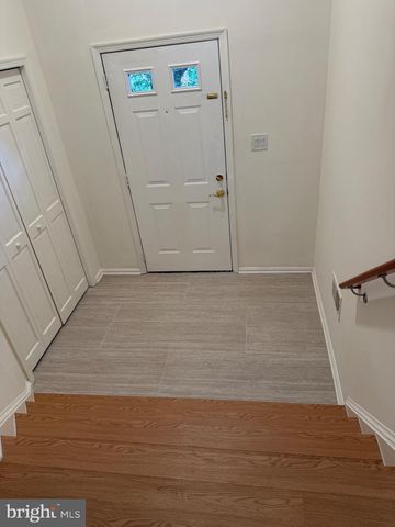 10113 GALSWORTHY PL, Bethesda, MD 20817