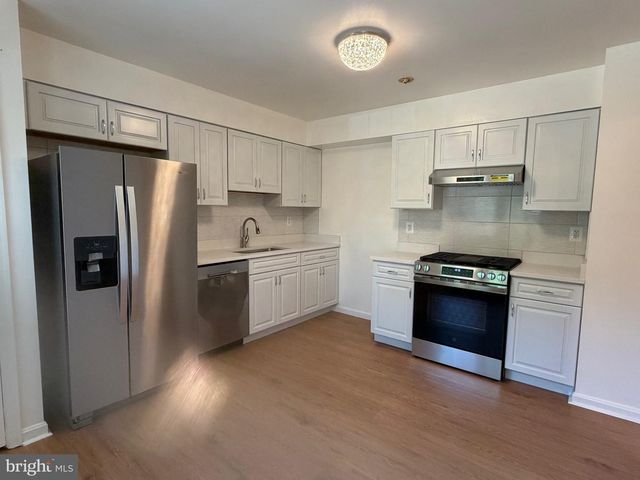 10113 GALSWORTHY PL, Bethesda, MD 20817