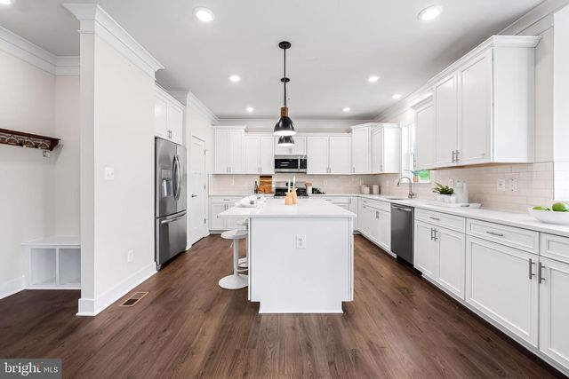 3704 KAHL FARM RD, Perry Hall, MD 21128