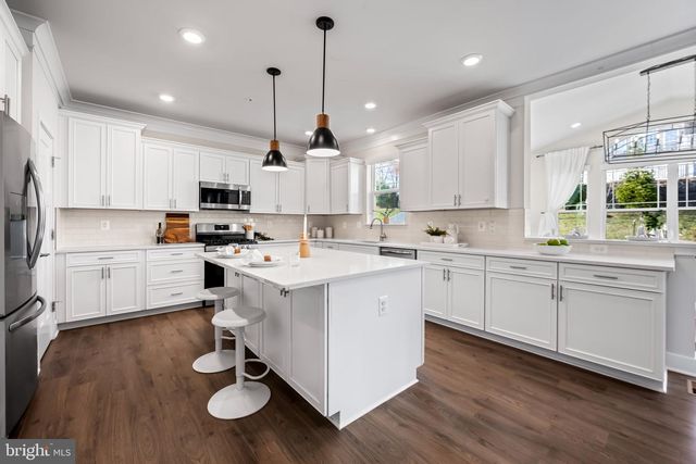 3704 KAHL FARM RD, Perry Hall, MD 21128