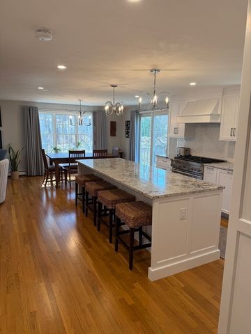 15 Dr Stanton, Dennis, MA 02638