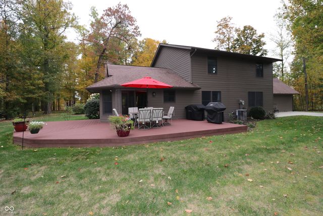 226 Lakeshore Drive, Batesville, IN 47006