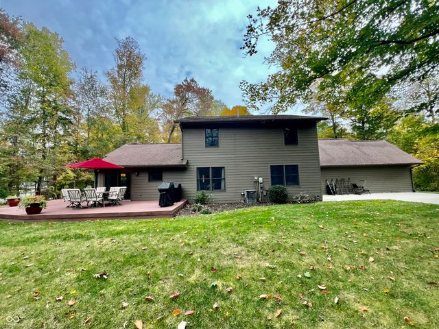 226 Lakeshore Drive, Batesville, IN 47006