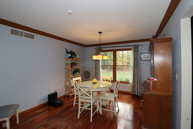 226 Lakeshore Drive, Batesville, IN 47006