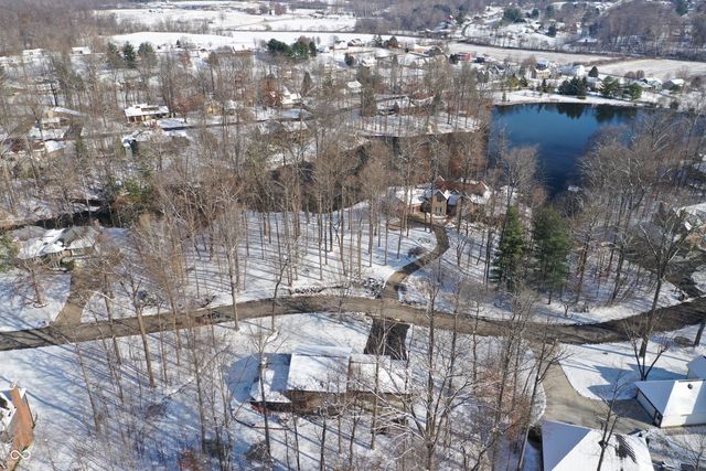 226 Lakeshore Drive, Batesville, IN 47006