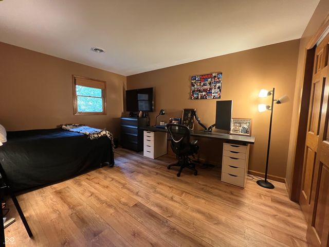 226 Lakeshore Drive, Batesville, IN 47006