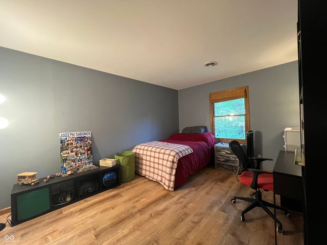 226 Lakeshore Drive, Batesville, IN 47006