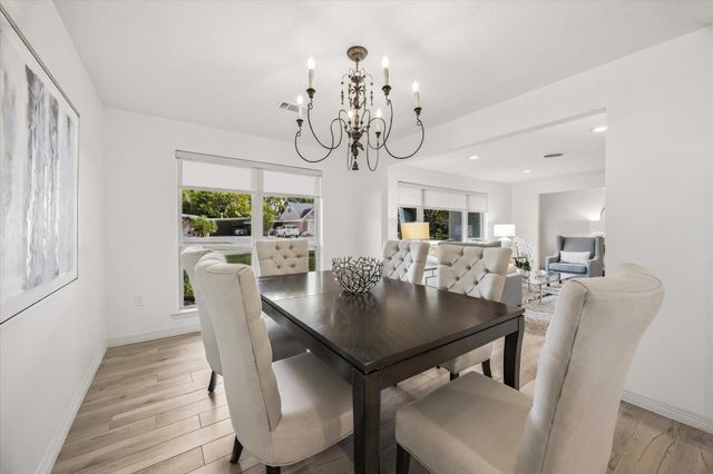 3731 Sun Valley Drive, Houston, TX 77025