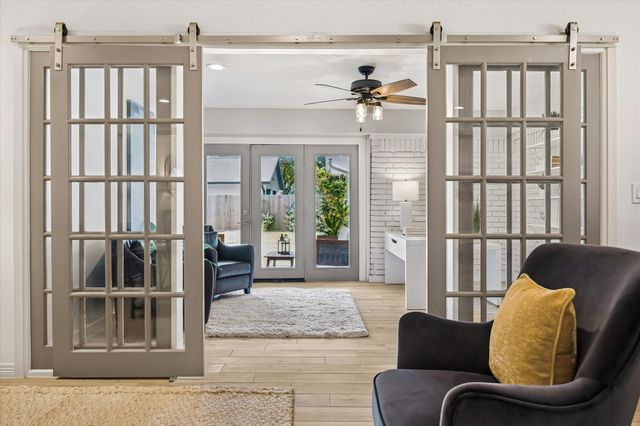 3731 Sun Valley Drive, Houston, TX 77025