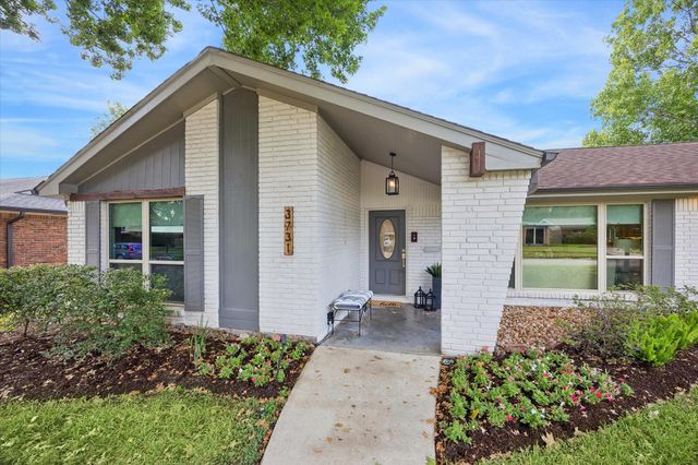 3731 Sun Valley Drive, Houston, TX 77025
