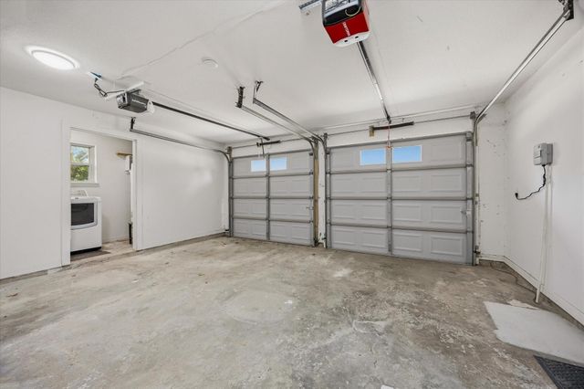 3731 Sun Valley Drive, Houston, TX 77025