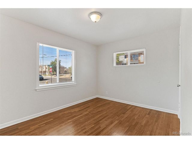 1390 Alton St, Aurora, CO 80010