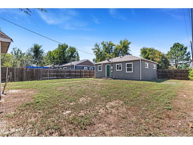 1390 Alton St, Aurora, CO 80010