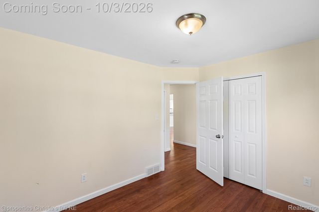 4620 Hillcrest Avenue, Royal Oak, MI 48073