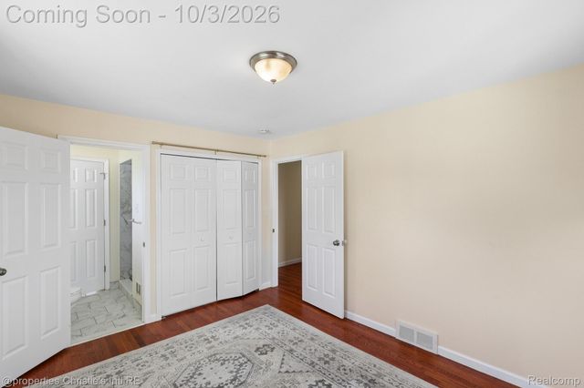 4620 Hillcrest Avenue, Royal Oak, MI 48073