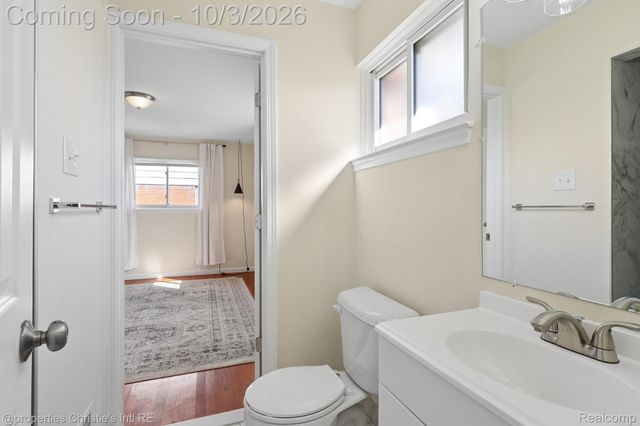 4620 Hillcrest Avenue, Royal Oak, MI 48073