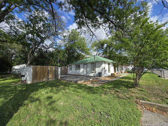 1020 Mission Rd, San Antonio, TX 78210