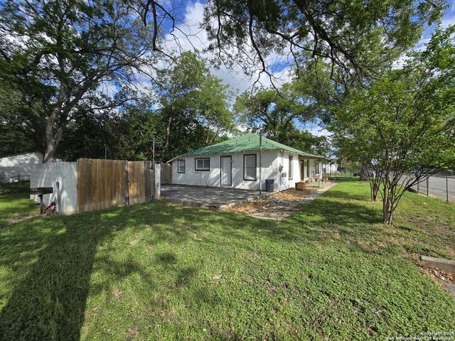 1020 Mission Rd, San Antonio, TX 78210