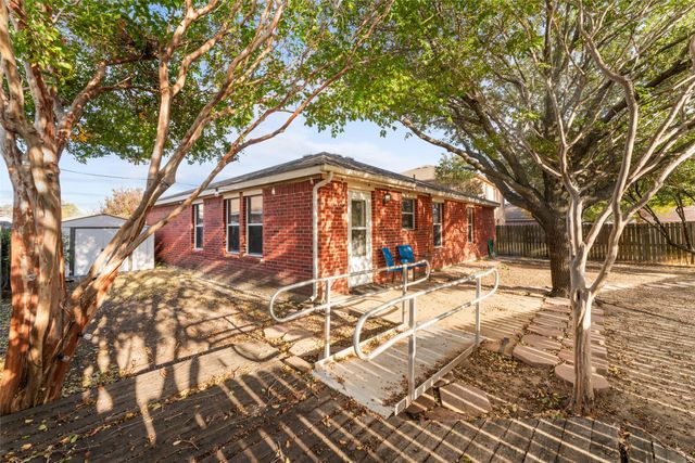 123 Stanford, Forney, TX 75126