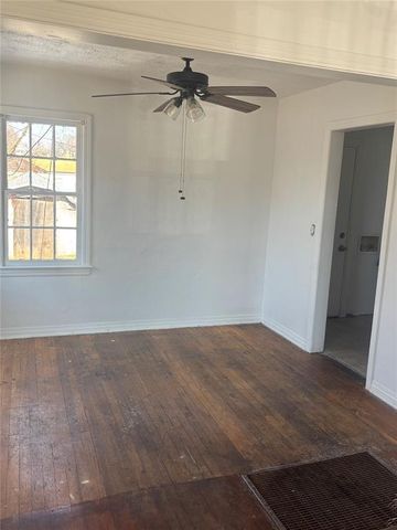 2049 NE 17th Street, Oklahoma City, OK 73111