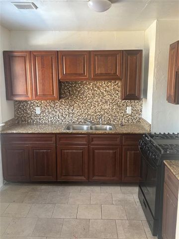 2049 NE 17th Street, Oklahoma City, OK 73111