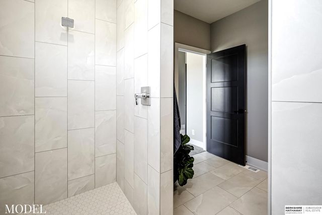 3016 S 209th Court, Elkhorn, NE 68022