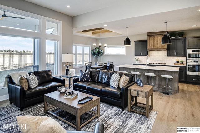 3016 S 209th Court, Elkhorn, NE 68022