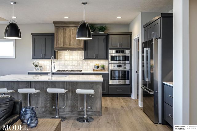 3016 S 209th Court, Elkhorn, NE 68022