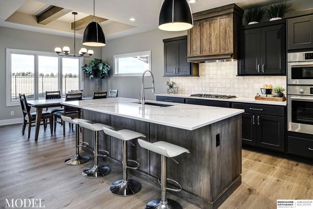 3016 S 209th Court, Elkhorn, NE 68022