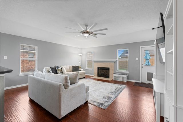 10819 Redwood Drive, Baytown, TX 77523