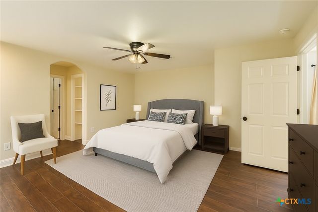 304 S Main Street, Elgin, TX 78621