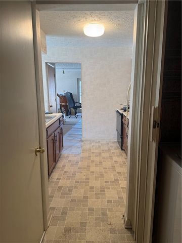 6 Talbot Drive, Penfield, NY 14526