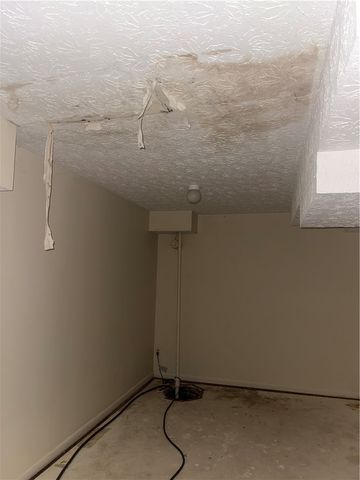 6 Talbot Drive, Penfield, NY 14526